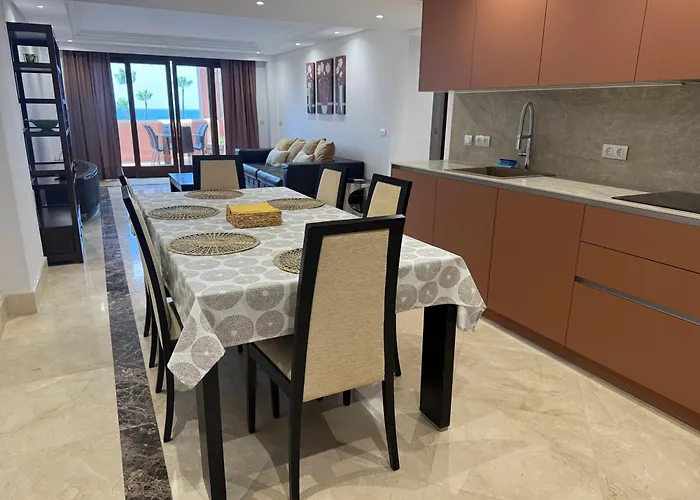 Mar Azul Εστεπόνα