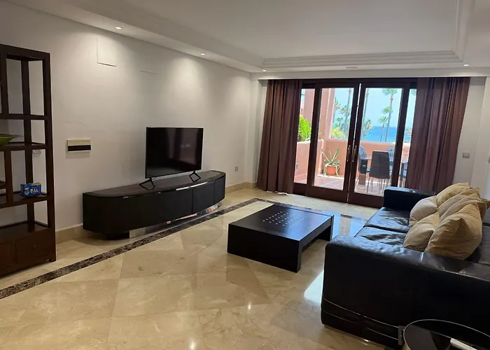 Mar Azul * Εστεπόνα